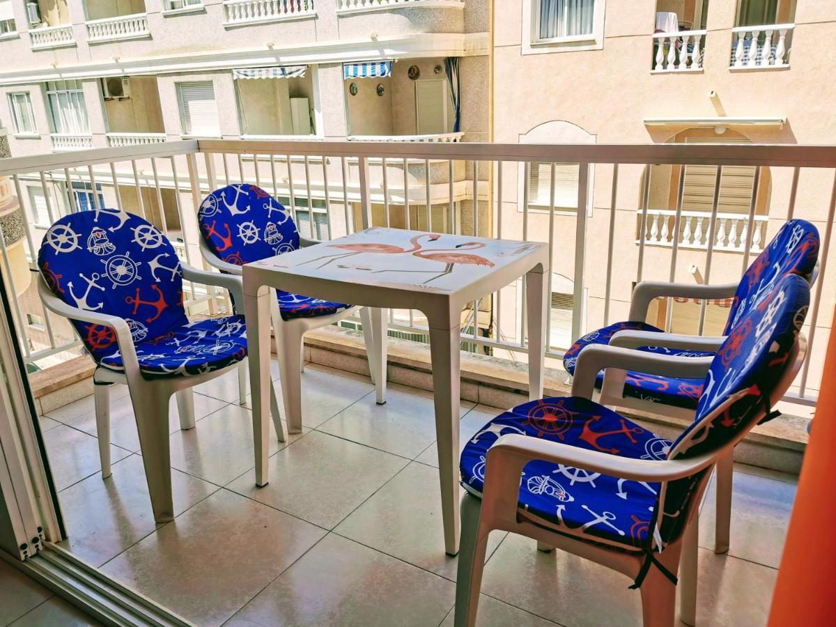 El Sombrero Apartment With Free Wifi Playa Del Cura Torrevieja Exterior foto