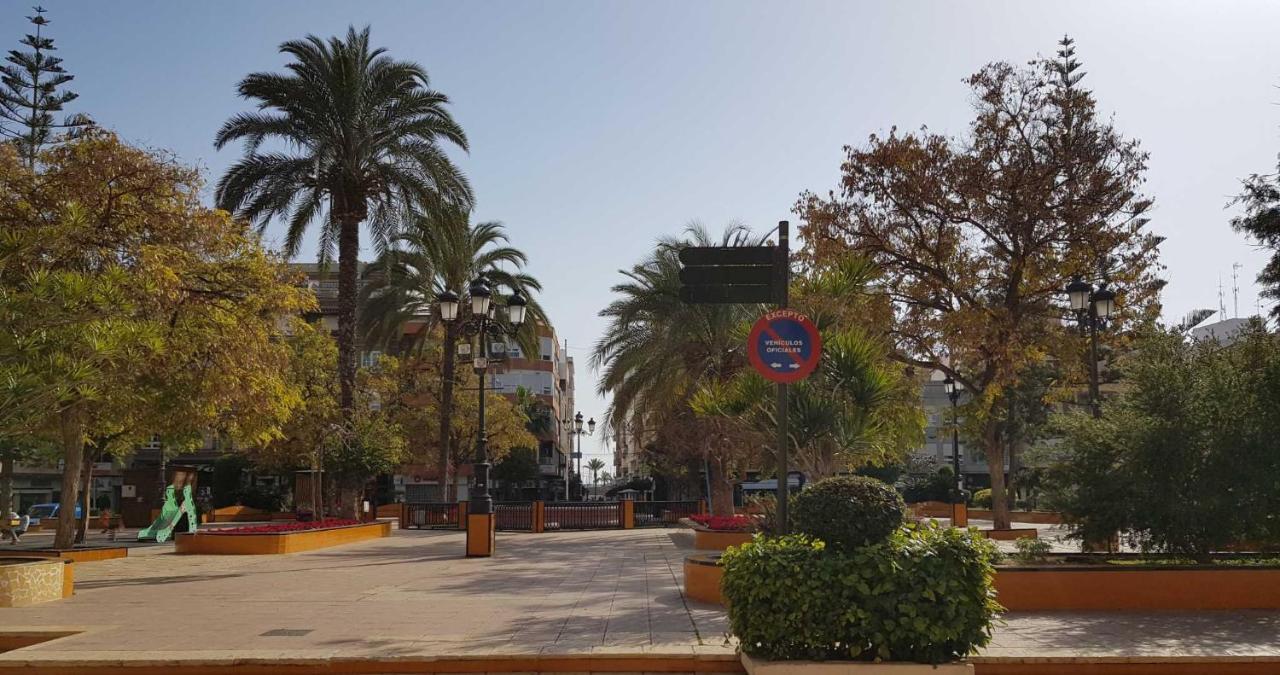 El Sombrero Apartment With Free Wifi Playa Del Cura Torrevieja Exterior foto